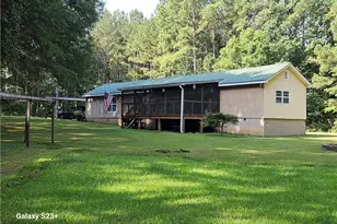 1371 Bairdstown Rd, Union Point, GA 30669 - Photo 1