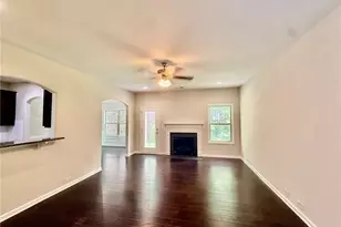 4050 Ironwood Dr, Atlanta, GA 30349 - Photo 9