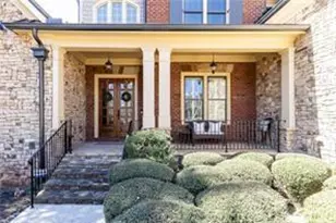 5352 Lacosta Ln, Johns Creek, GA 30022 - Photo 3