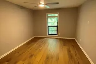 2697 Vinings Central Dr SE, Atlanta, GA 30339 - Photo 11