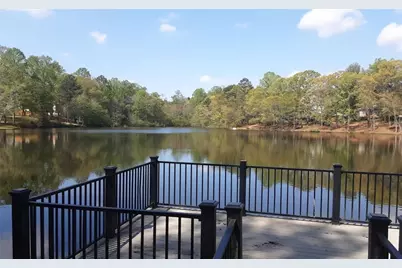 132 Lake Shore Parkway, Newnan, GA 30263 - Photo 7