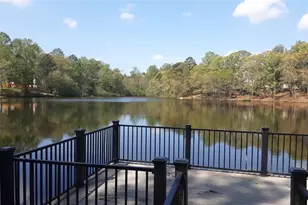 132 Lakeshore Pkwy, Newnan, GA 30263 - Photo 7