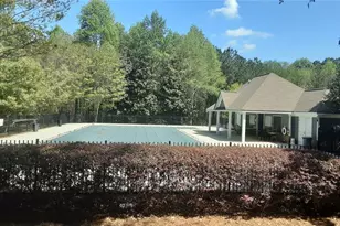 132 Lakeshore Pkwy, Newnan, GA 30263 - Photo 9