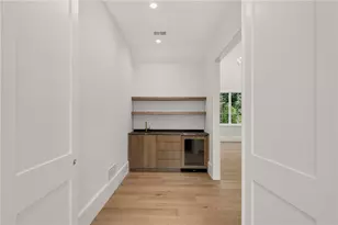 2896 Cravenridge Dr NE, Atlanta, GA 30319 - Photo 49