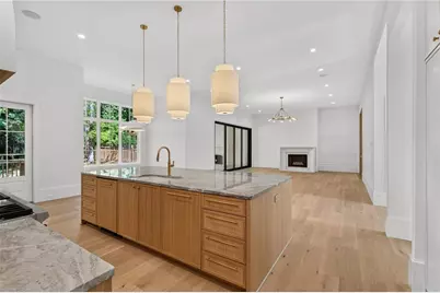 2896 Cravenridge Drive NE, Atlanta, GA 30319 - Photo 23