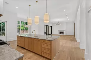 2896 Cravenridge Dr NE, Atlanta, GA 30319 - Photo 23
