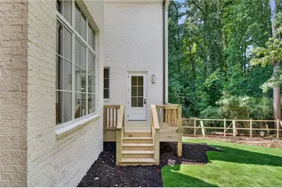 2896 Cravenridge Drive NE, Atlanta, GA 30319 - Photo 77