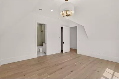 2896 Cravenridge Drive NE, Atlanta, GA 30319 - Photo 35