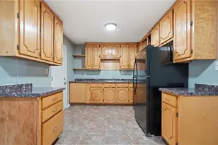 2970 Carriage Ln, College Park, GA 30349 - Photo 9