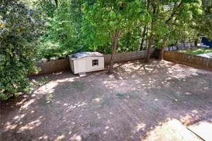 3997 Stacy Ln, Snellville, GA 30039 - Photo 21