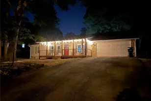 3997 Stacy Ln, Snellville, GA 30039 - Photo 3