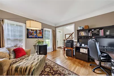 5535 Grove Point Road, Johns Creek, GA 30022 - Photo 9