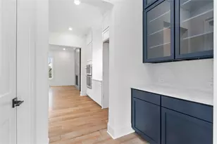 6770 Prelude Dr, Sandy Springs, GA 30328 - Photo 5