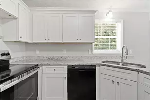 1922 Kevin Dr SE, Conyers, GA 30013 - Photo 15