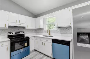 1018 Wayne Dr, Snellville, GA 30078 - Photo 13