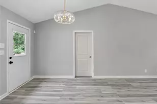 1018 Wayne Dr, Snellville, GA 30078 - Photo 15