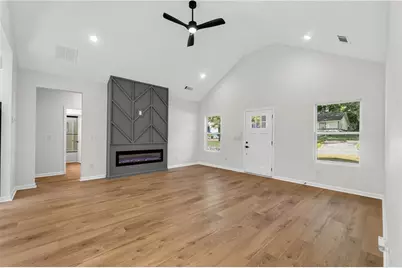4 N Annie St, Newnan, GA 30263 - Photo 5