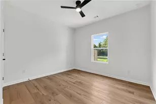 4 N Annie St, Newnan, GA 30263 - Photo 17