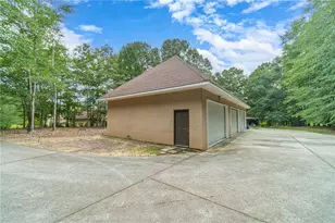 1601 Broadnax Mill Rd, Loganville, GA 30052 - Photo 5