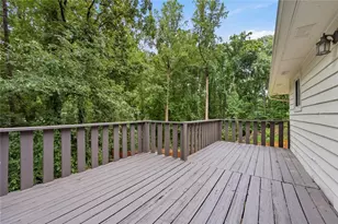 270 Parkmont Ct, Roswell, GA 30076 - Photo 11