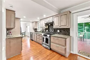 2820 Briarglen Dr, Atlanta, GA 30340 - Photo 13