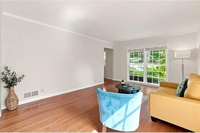 2820 Briarglen Drive, Atlanta, GA 30340 - Photo 9