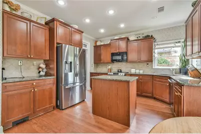 802 Autumn Meadow Drive, Loganville, GA 30052 - Photo 5
