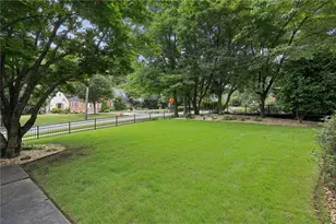 548 E Wesley Rd, Atlanta, GA 30305 - Photo 5