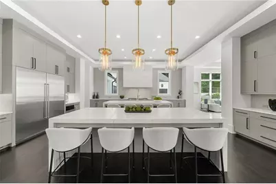 5211 Powers Ferry Road, Sandy Springs, GA 30327 - Photo 11