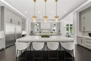 5211 Powers Ferry Rd, Sandy Springs, GA 30327 - Photo 11