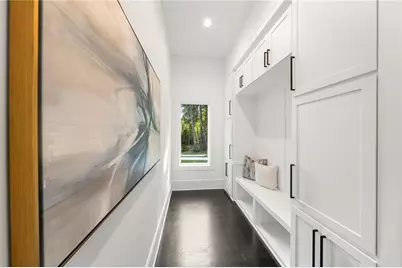 5211 Powers Ferry Road, Sandy Springs, GA 30327 - Photo 33