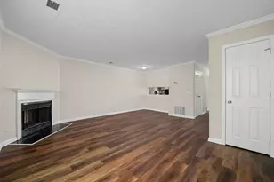 2041 Charter Manor, Lithonia, GA 30058 - Photo 5