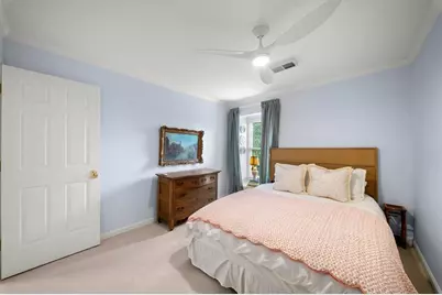 12 Queen Victoria Place NE, Atlanta, GA 30342 - Photo 31
