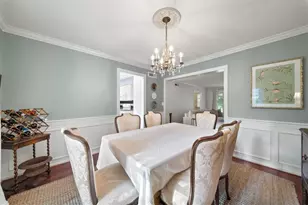12 Queen Victoria Pl NE, Atlanta, GA 30342 - Photo 15