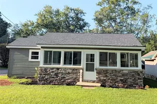 302 Pennsylvania Ave, Carrollton, GA 30117 - Photo 1