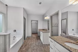 137 Holtz Dr, Carrollton, GA 30117 - Photo 17