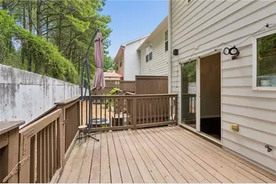 1064 Liberty Parkway NW, Atlanta, GA 30318 - Photo 13