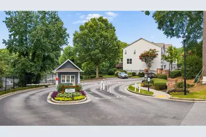 1064 Liberty Parkway NW, Atlanta, GA 30318 - Photo 37