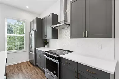 203 Color Circle, Atlanta, GA 30317 - Photo 5