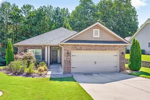 832 Hidden Hollow Cir, Commerce, GA 30529 - Photo 1