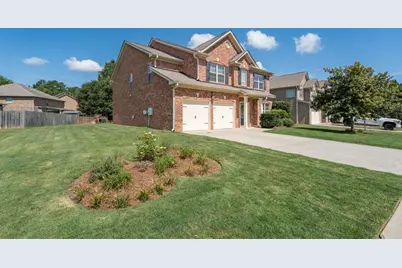 988 Spanish Moss Trail, Loganville, GA 30052 - Photo 5