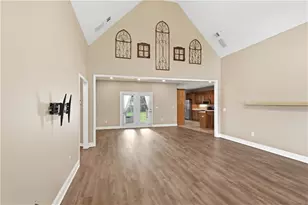 132 Hidden Creek Cir, Lizella, GA 31052 - Photo 5