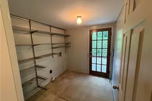 3887 Menlo Dr, Atlanta, GA 30340 - Photo 37