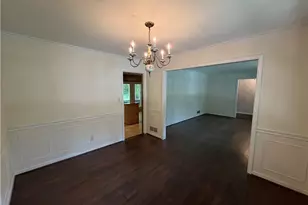 3887 Menlo Dr, Atlanta, GA 30340 - Photo 9