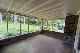 3887 Menlo Dr, Atlanta, GA 30340 - Photo 47