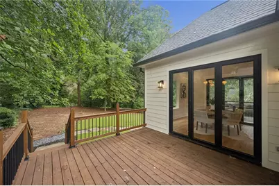 342 Valley Green Drive NE, Atlanta, GA 30342 - Photo 31