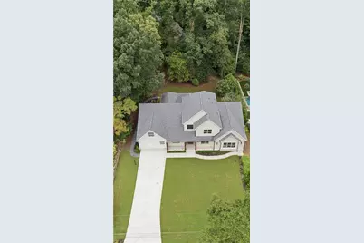 342 Valley Green Drive NE, Atlanta, GA 30342 - Photo 3