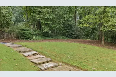 342 Valley Green Drive NE, Atlanta, GA 30342 - Photo 73