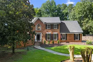 10560 Haynes Bridge Rd, Alpharetta, GA 30022 - Photo 1