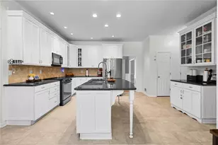 10560 Haynes Bridge Rd, Alpharetta, GA 30022 - Photo 11
